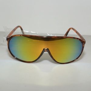 NWT Vintage 90's One Piece PC Sporty Sunglasses (S.Tortoise)
